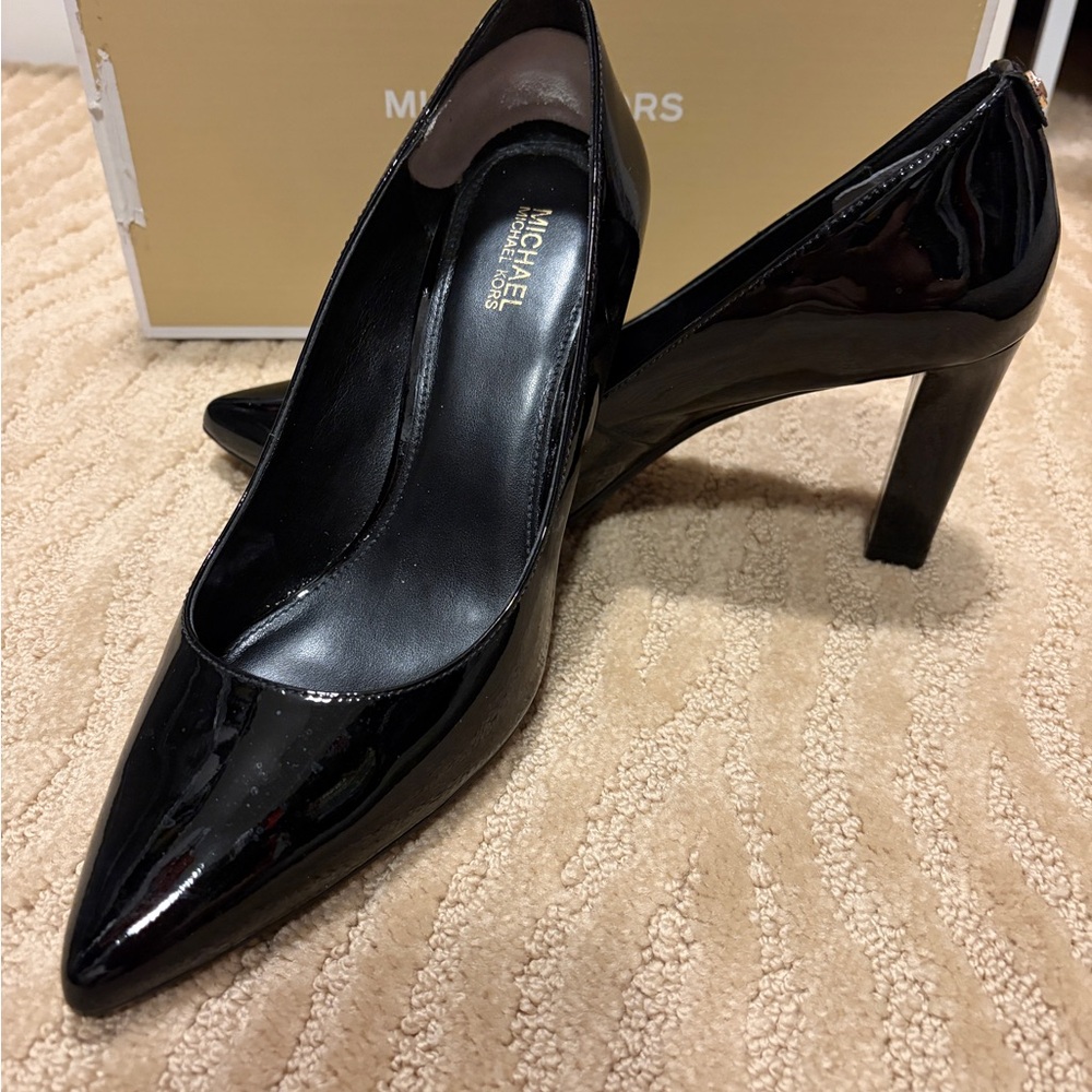 Michael Kors chic Black Patent Heels